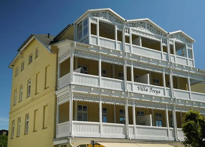 Mit Balkon In Baeder *