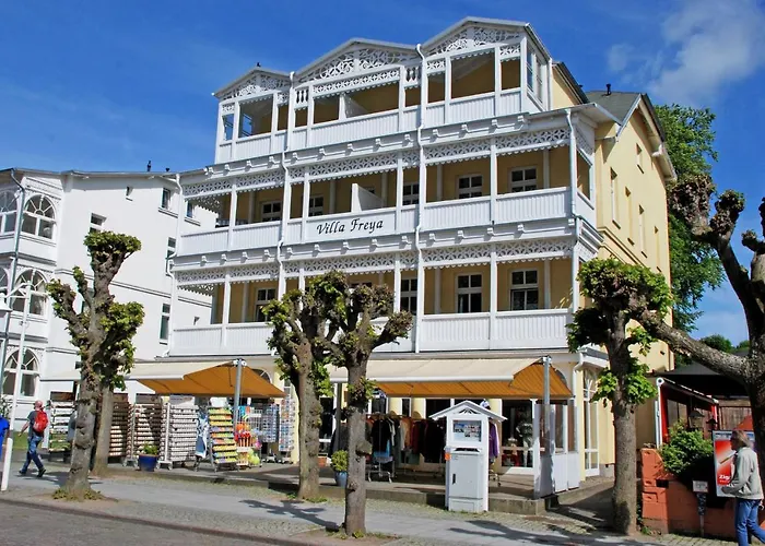 Mit Balkon In Baeder * Sellin (Rugen)